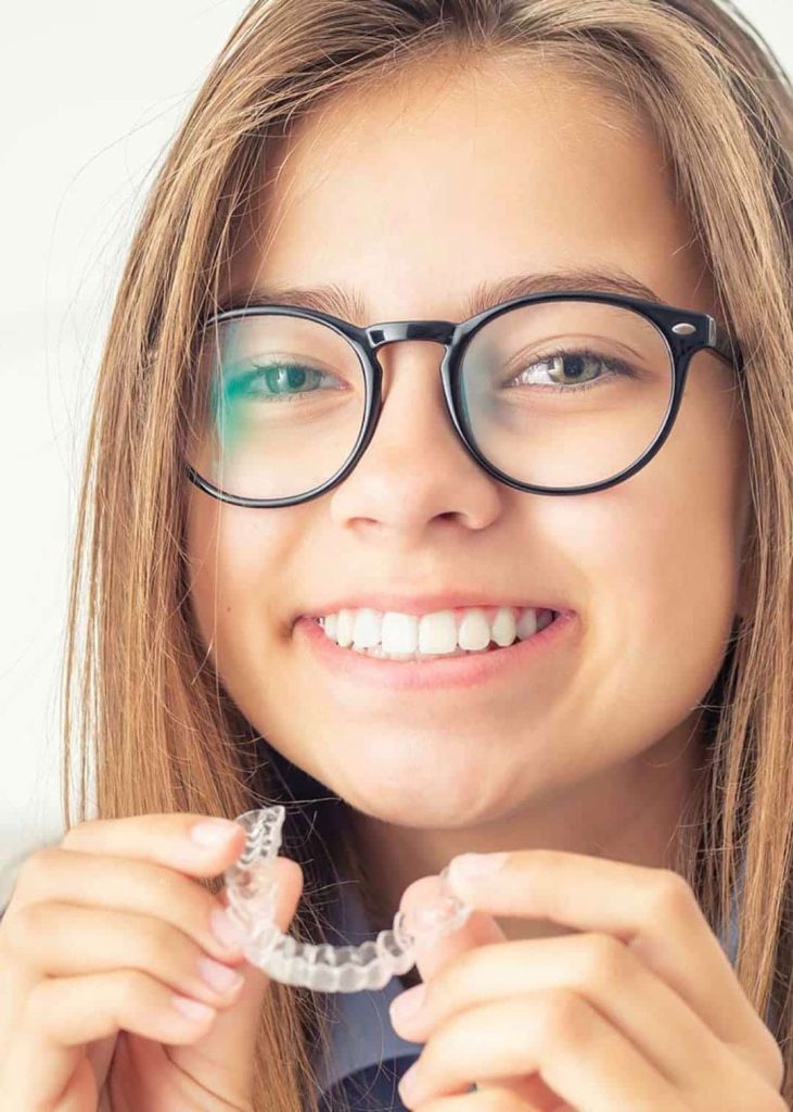 gouttières transparentes adolescents